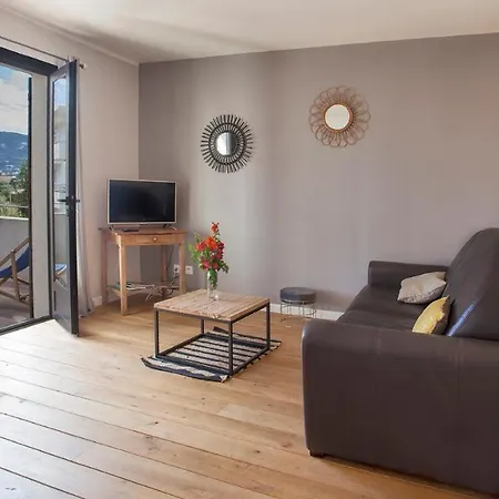 Vakantiehuis Laniella Location *