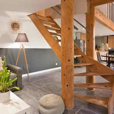 Laniella Location * Calvi (Corsica)