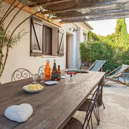 Ferienhaus Laniella Location *