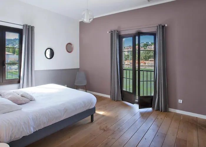 Holiday home Laniella Location